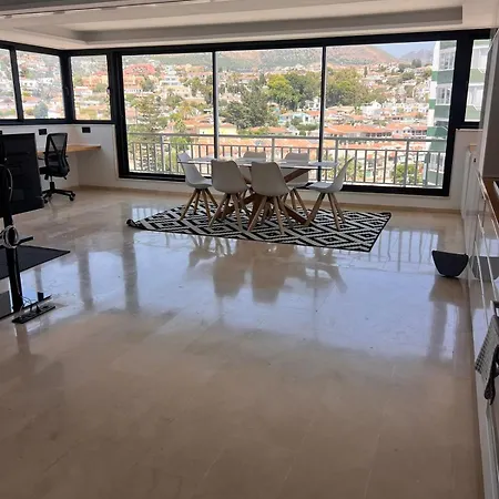 Premium Beachside Views By Turivida Apartman